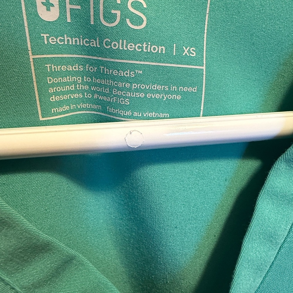 Figs Teal Technical Scrub Top - image 2